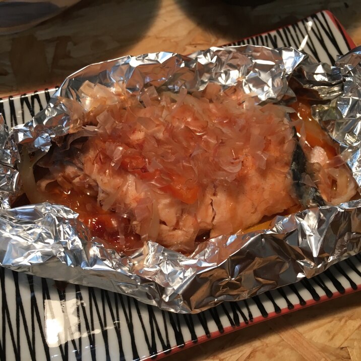 簡単！鮭と野菜のホイル焼き。